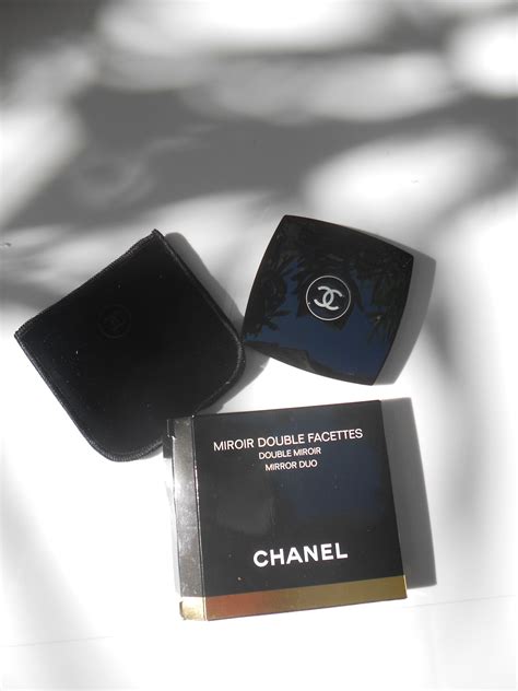 chanel makeup table|Chanel miroir mirror duo.